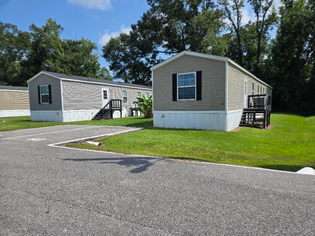 Building Photo - 13124 Herring Dr