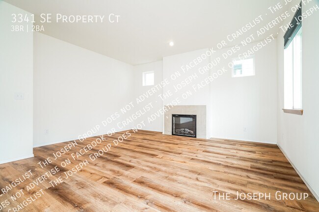 Foto del edificio - 3341 SE Property Ct