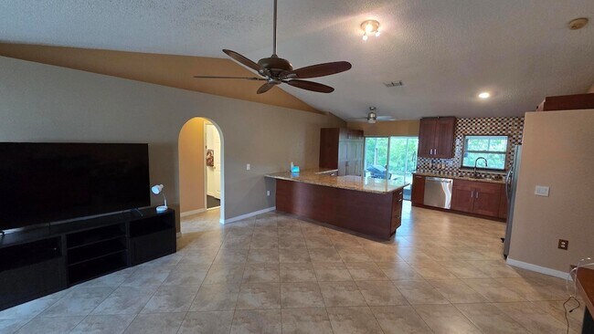 Foto del edificio - 2091 SW Villanova Rd