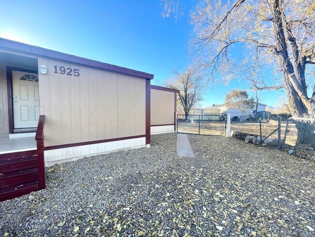 Foto del edificio - 3 bedroom in Chino!