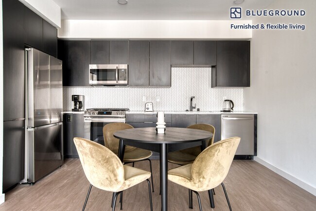Foto del edificio - 4510 Hubbard St