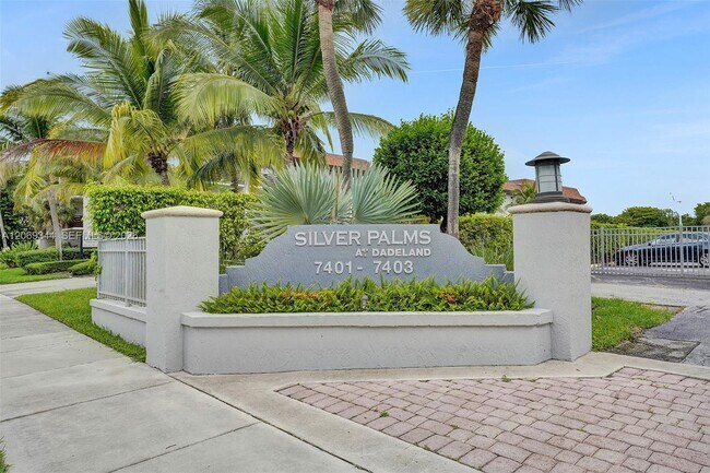 Foto del edificio - 7401 SW 82nd St