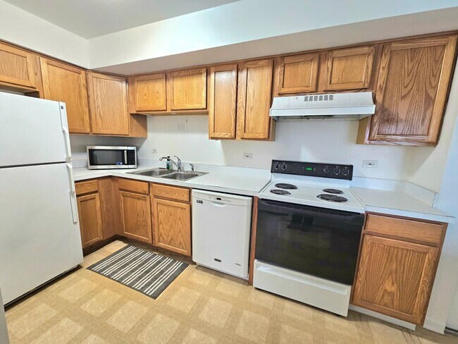 Foto del edificio - 2226 S Goebbert Rd