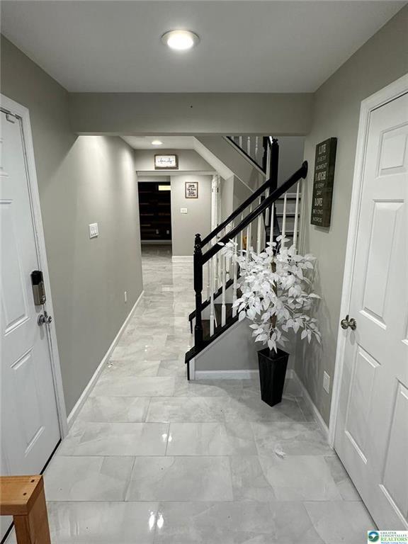 Foto del edificio - 112 Knollwood Dr