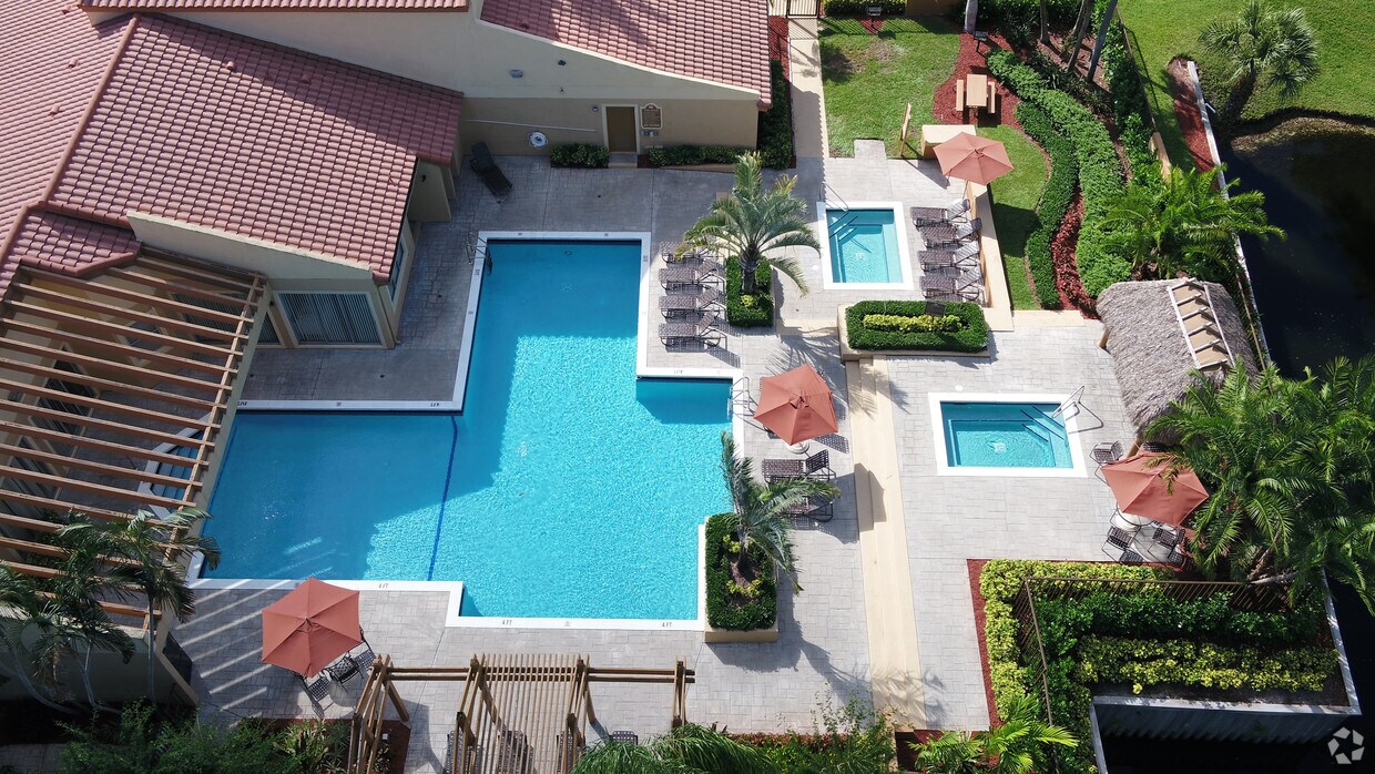 Reflections of Boca Del Mar Apartments in Boca Raton, FL