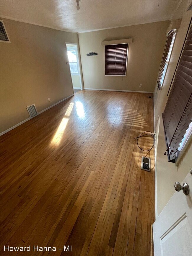 Building Photo - 3 br, 1 bath House - 2978 Shady Lane