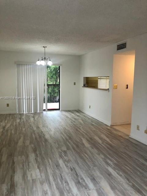 Foto del edificio - 3470 Foxcroft Rd