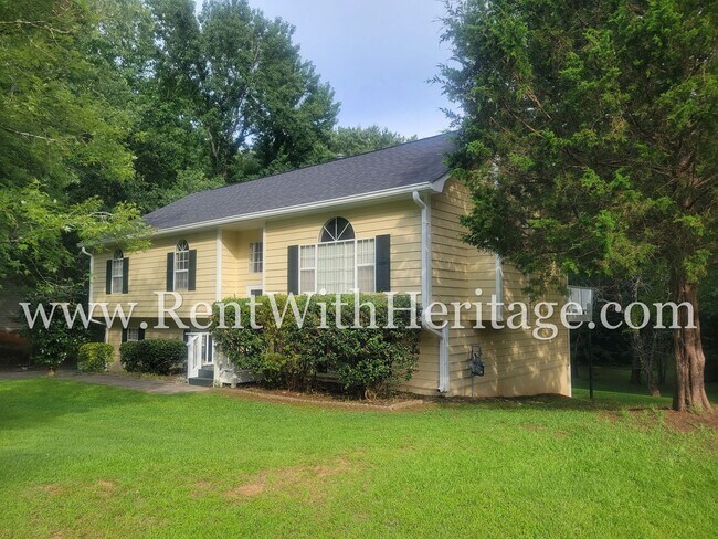 Building Photo - WOW!!!! GREAT HOME WITH PARTIAL FINISHED B...