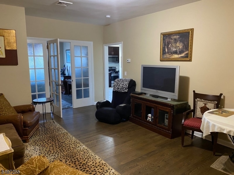 1280 Springfield Ave Unit 2, New Providence, NJ 07974 Apartment for