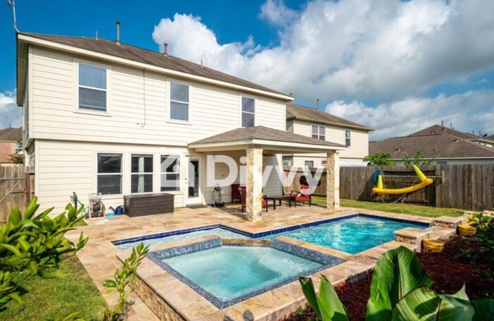 Foto principal - 7906 Sesame St, Baytown, TX 77521
