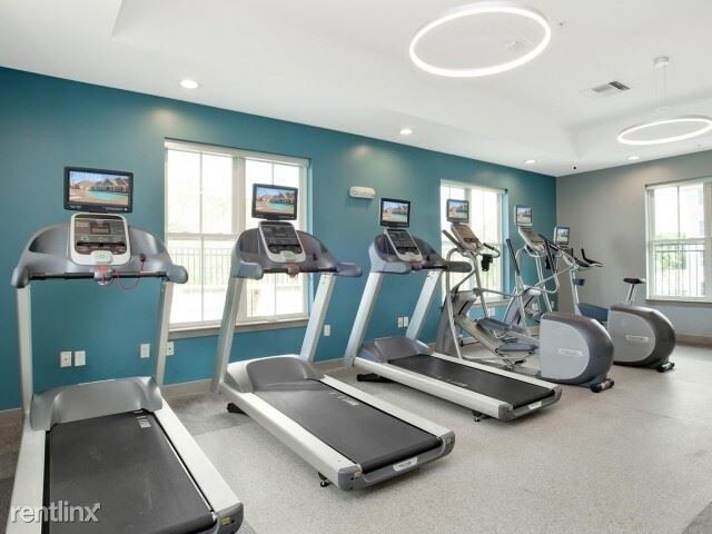 Building Photo - 2 br, 2 bath Apartment - 3 Pacella Park Dr