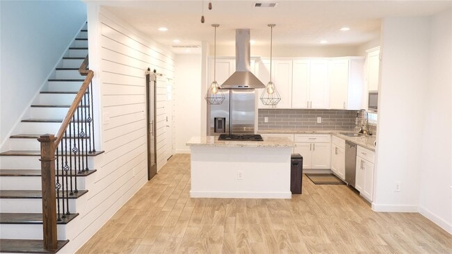 Foto del edificio - 7245 Conley St