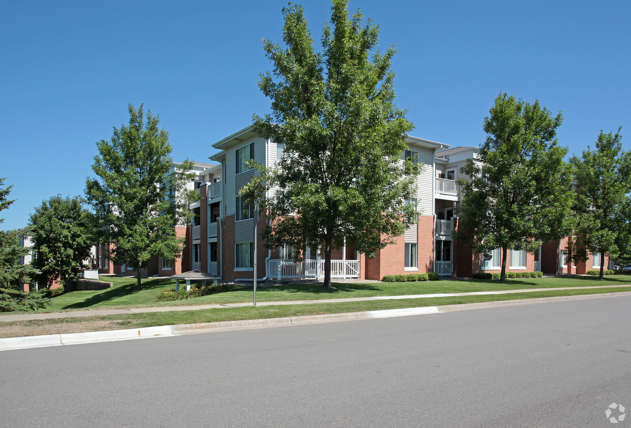 Primary Photo - Centennial Hill Senior Apartments