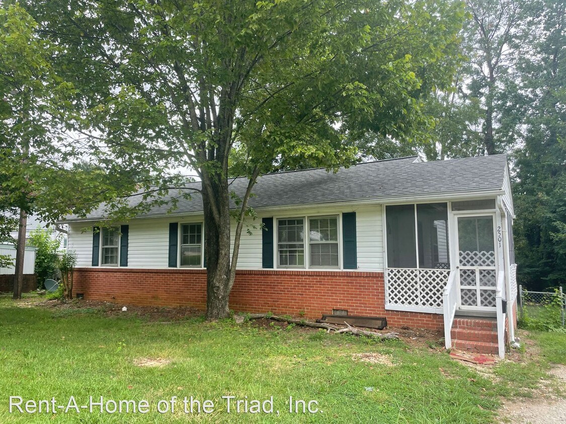Primary Photo - 3 br, 1 bath House - 2501 Timber Lane