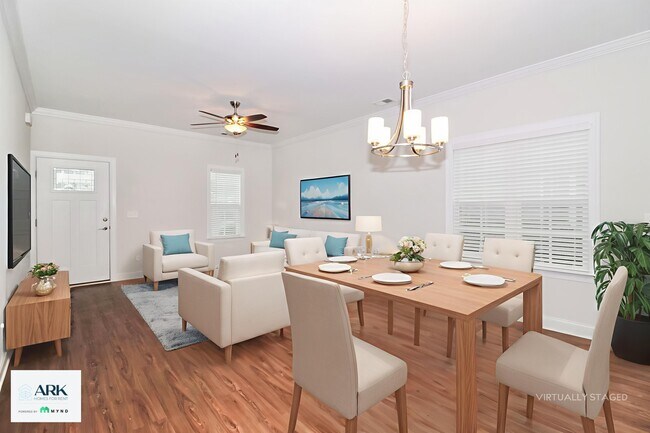 Building Photo - 203 Highlands Glen