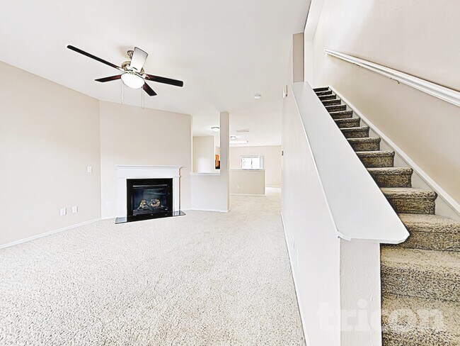 Foto del edificio - 1716 Hollybrook Ave