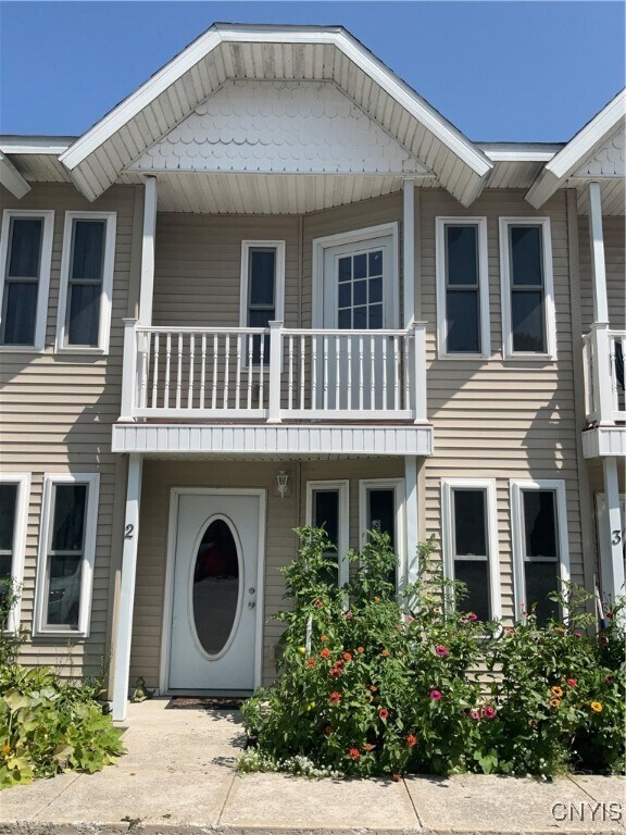 Primary Photo - 148 Gouvello St