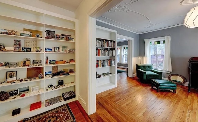 Built-ins and Entryway - 24 Whitmarsh St