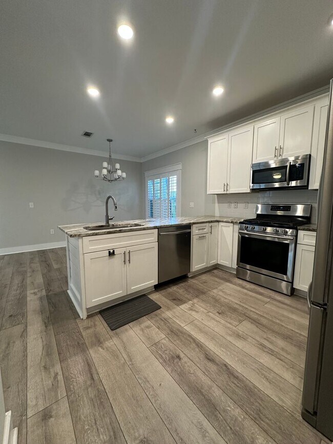 Building Photo - Gorgeous newer 2-Story, 4 bedroom Home in ...