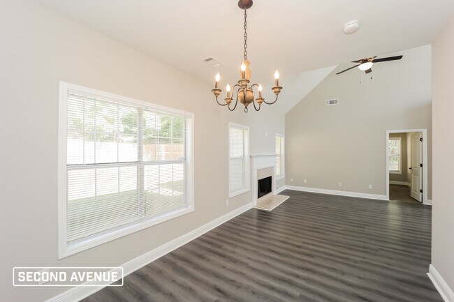 Building Photo - 1455 Cambridge CT