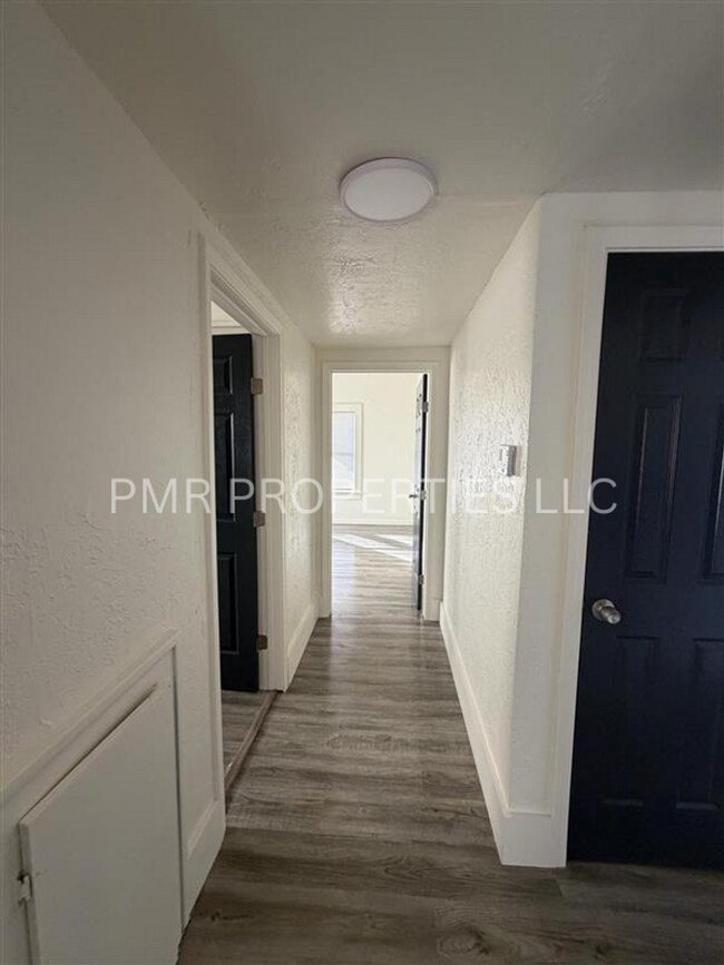 Foto del edificio - 3Bedroom/1Bathroom-House