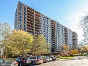 Building Photo - 5500 Holmes Run Pkwy