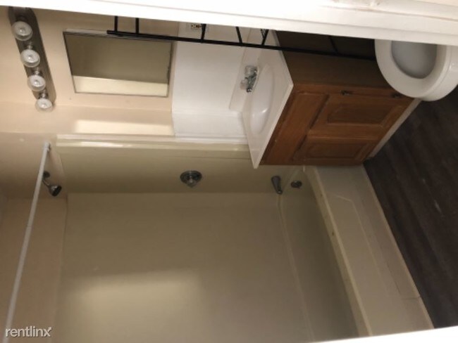 Foto del edificio - 380 Chatham St