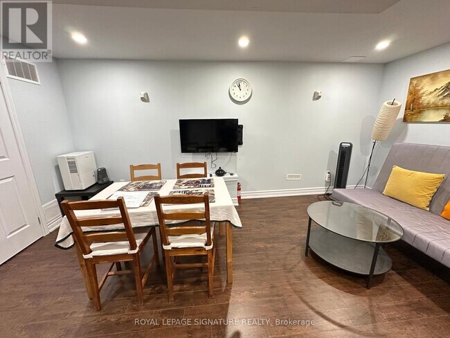 Photo du bâtiment - 4273 Pheasant Run