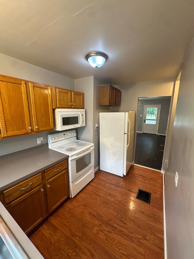 Foto principal - 3844 E Pleasant Run Parkway North Dr