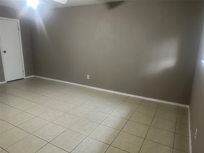 Building Photo - 4202 Ponca St