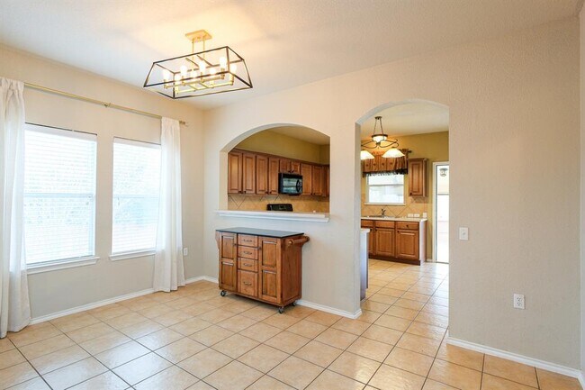 Foto del edificio - 10312 Lone Pine Ln