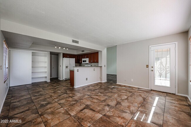 Building Photo - 4949 W Tonto Rd