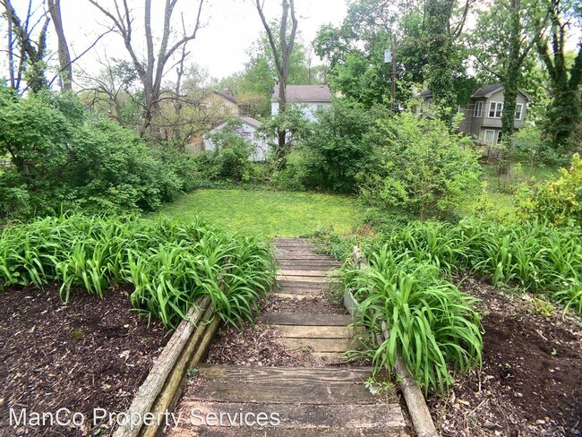 Foto del edificio - 4 br, 2 bath House - 1310 Amherst Place
