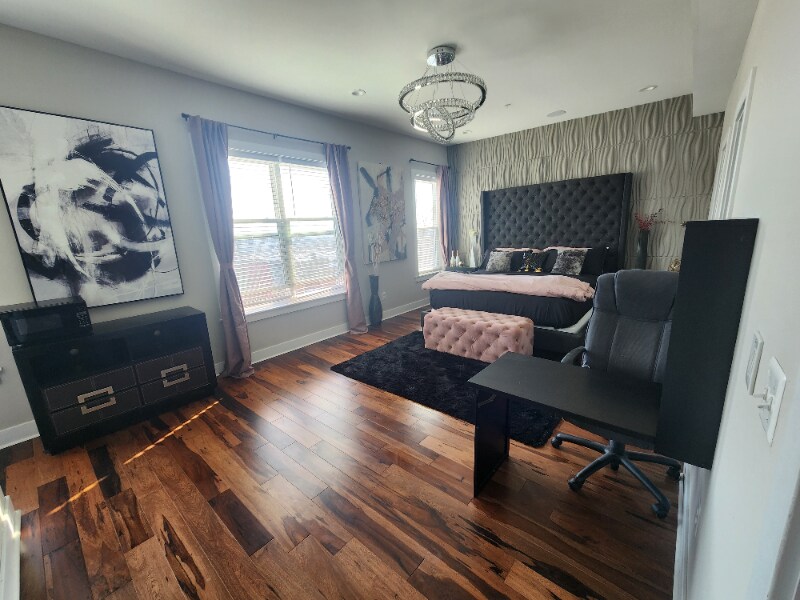 Foto principal - 1600 Trinidad Ave NE