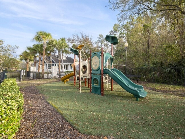 Building Photo - The Kensley Apartments
