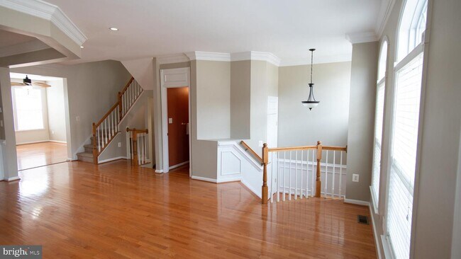Building Photo - 43120 Shadow Terrace
