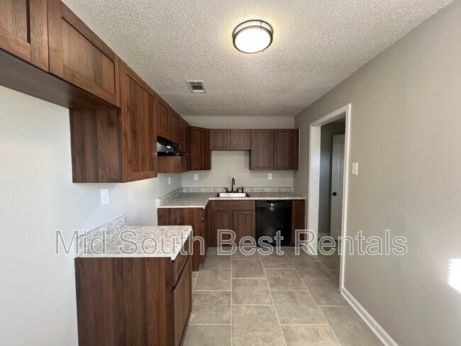 Foto del edificio - 3458 Rochester Rd