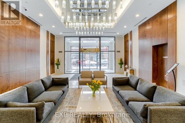 Building Photo - 2220 Lake Shore Blvd W