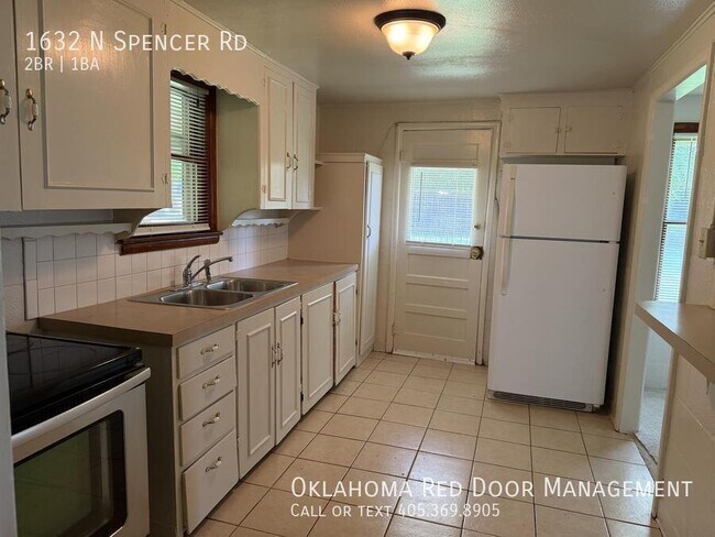 Foto del edificio - 1632 Spencer Rd
