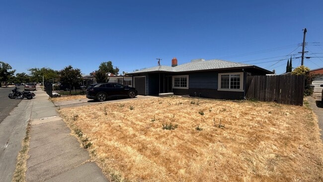 Building Photo - Nice home in Sacramento