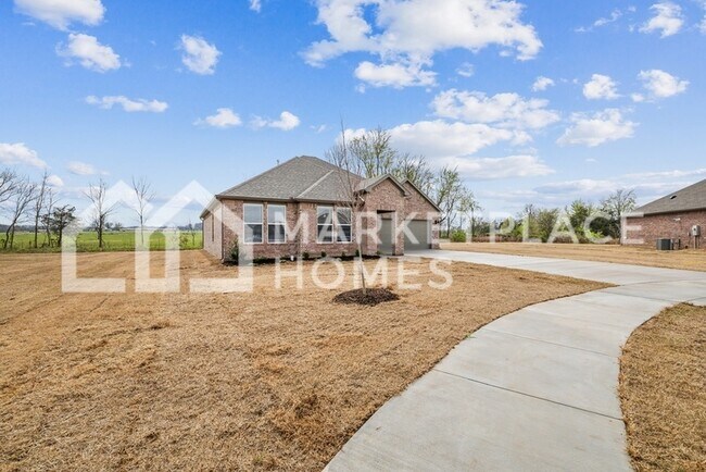 Building Photo - 3751 Aryana Ave