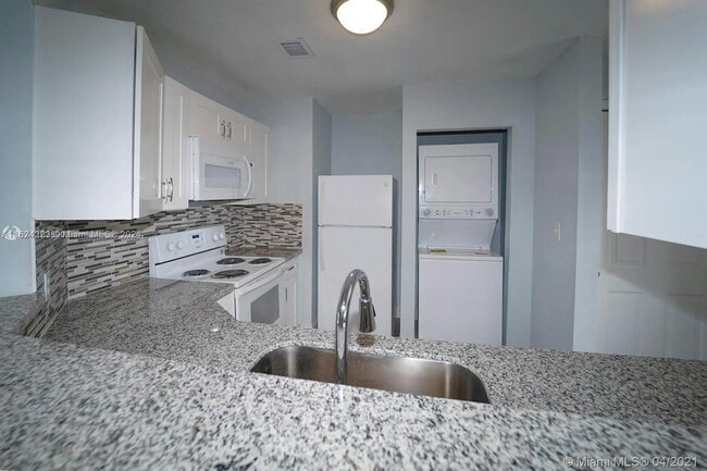 Foto del edificio - 3477 NW 44th St