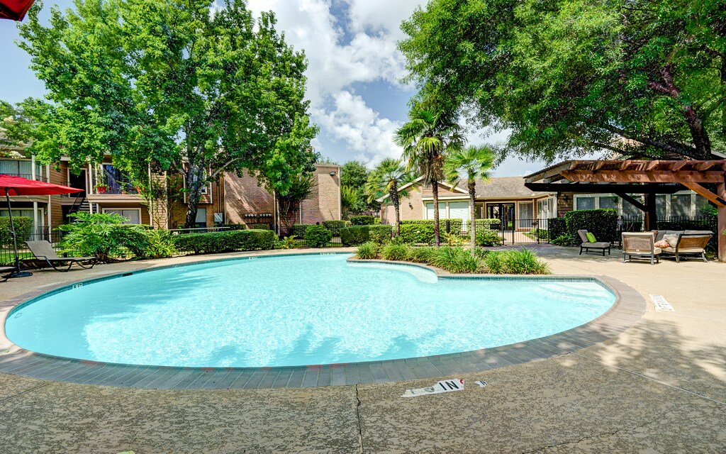 The Park Live Oak Apartments in Houston, TX