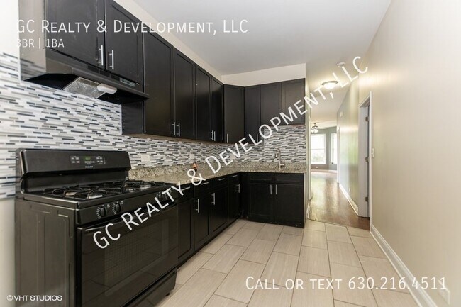 Foto del edificio - ***3 BDRM / BRAND NEW APPLIANCES INCL / HA...