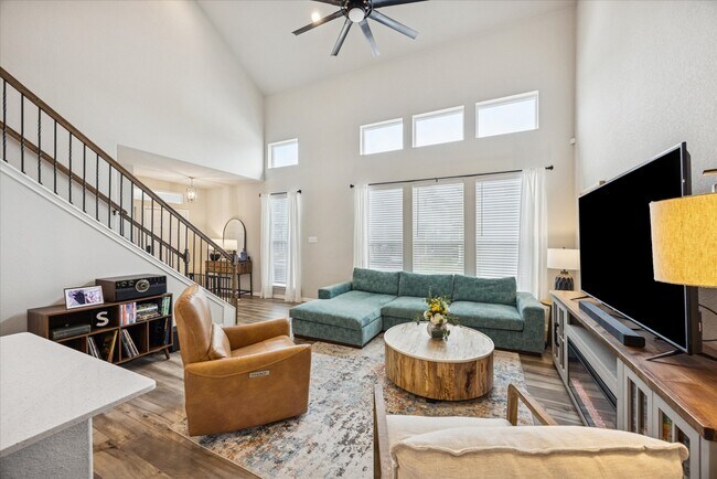 Building Photo - 12000 Corsicana Trl