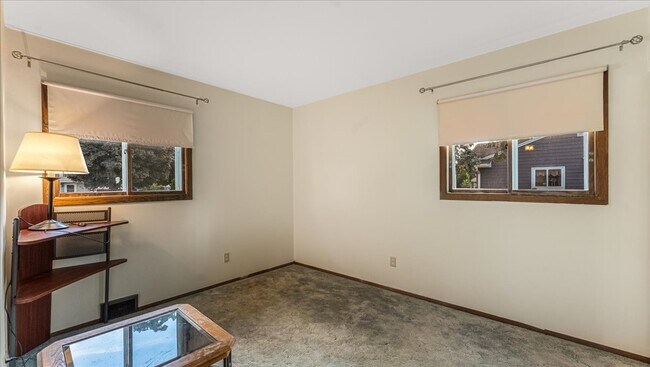 Foto del edificio - 880 2nd St NW