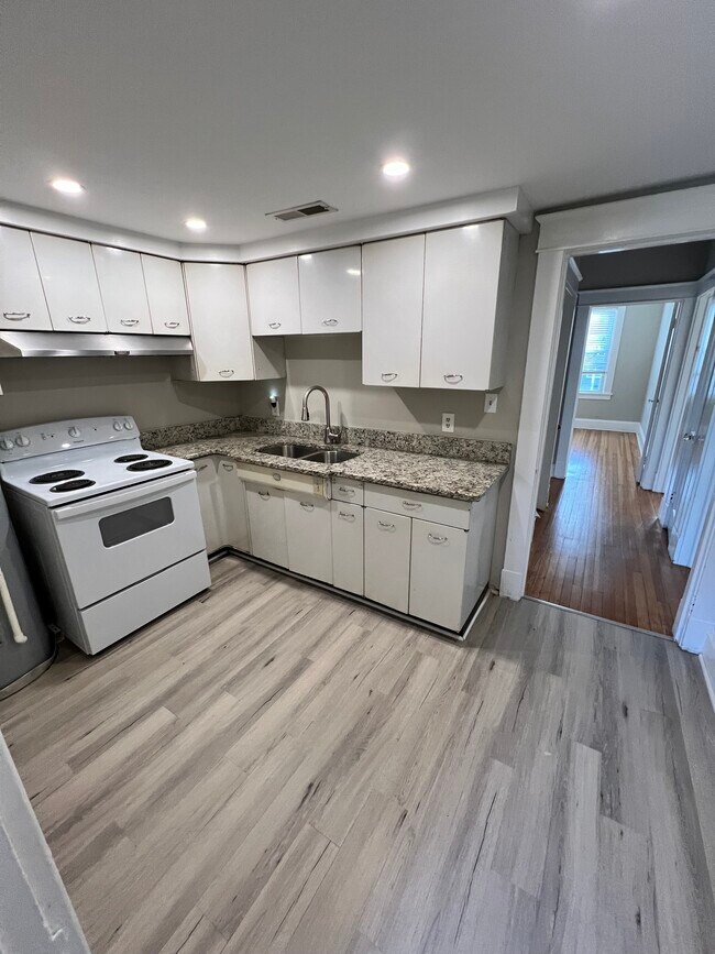 Foto del edificio - 4812 Chamberlayne Ave