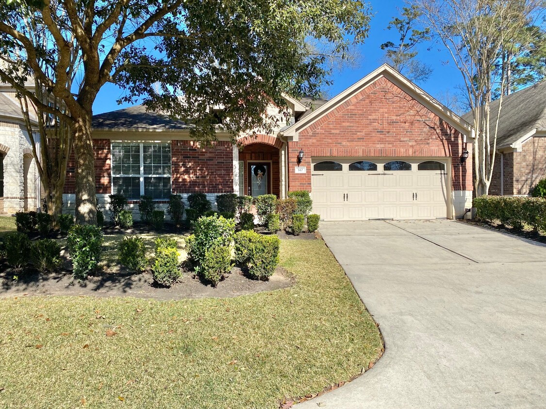 Primary Photo - 147 Clearmont Pl