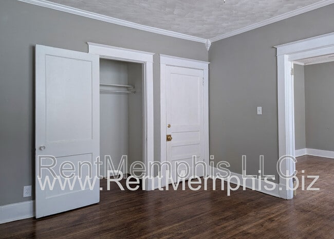 Building Photo - 806 Maury St