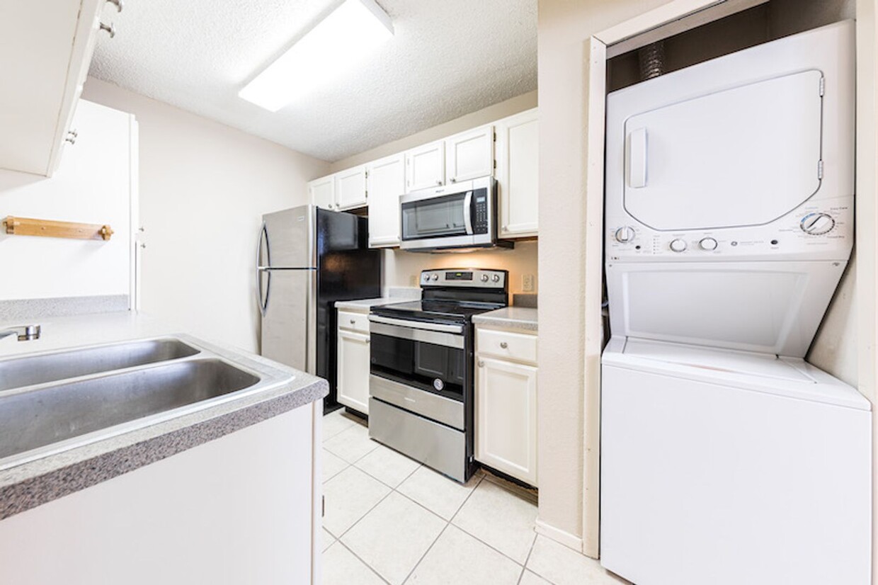 Primary Photo - Beautiful 3 BR / 2 BA Home for Rent